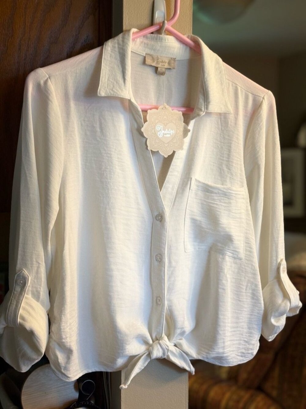 NWT Indulge In Style Off-White Ivory Roll-Tab Front Tie Button Down Blouse XL